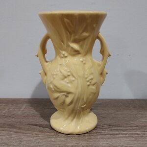 McCoy Pottery Vintage Bird of Paradise Double Handle Vase Yellow MCM 1940s